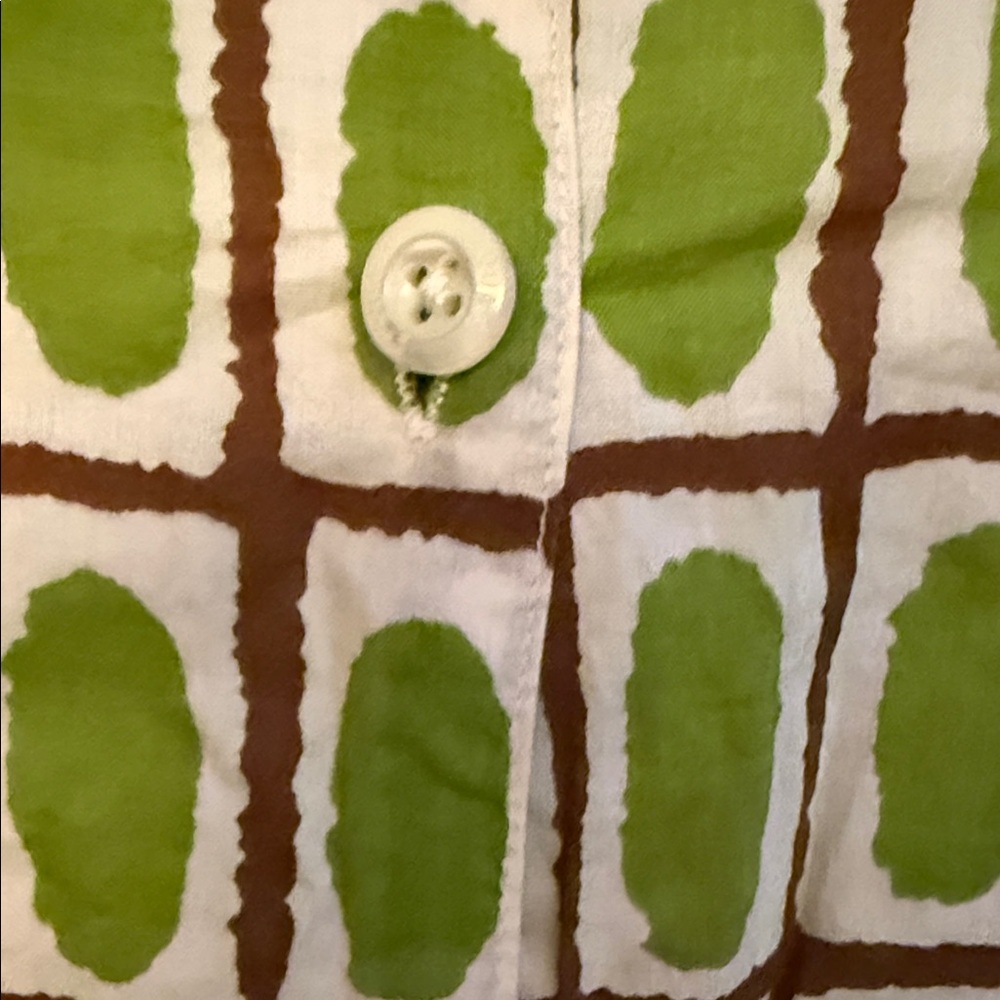 Chic Green and Brown Patterned Button Down Shirt - Picture 4 of 4